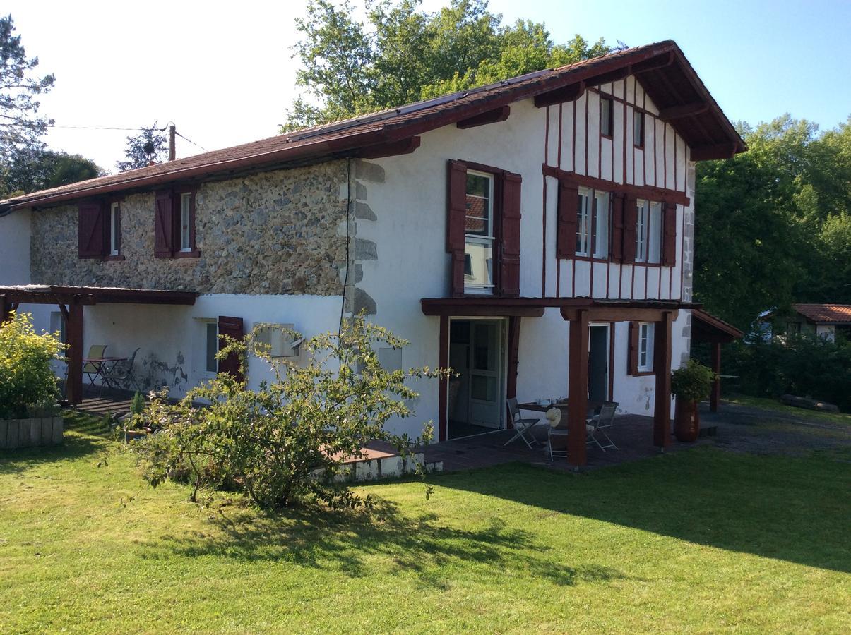 Maison D'Hotes Uhaldia Cambo-les-Bains Exterior photo